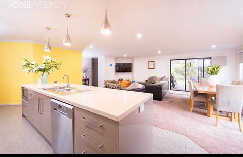 Euphoria House - Internet Find 0