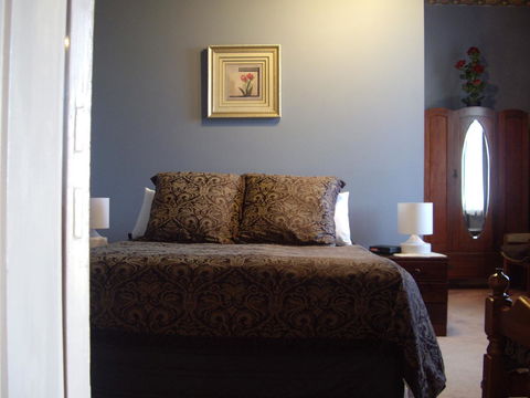 Lucinda B&B - Internet Find 11