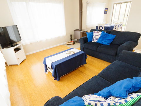 Catherine Lodge Farm Gate Cottages - Qld Realsetate 15