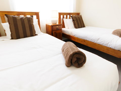 Catherine Lodge Farm Gate Cottages - Qld Realsetate 2