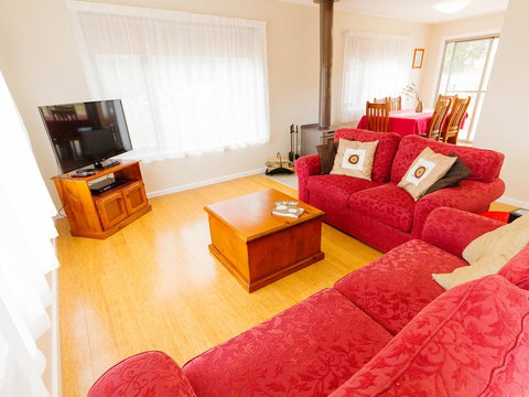 Catherine Lodge Farm Gate Cottages - Qld Realsetate 5