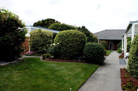 Shearwater Cottages - Internet Find 11