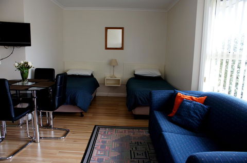 Shearwater Cottages - Internet Find 7