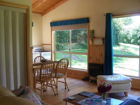 Drumreagh Bed & Breakfast Cabins - Renee 35
