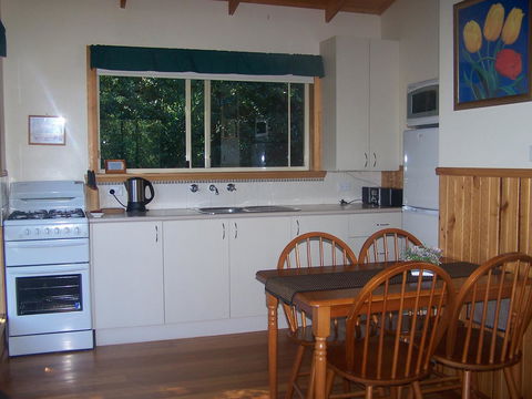 Drumreagh Bed & Breakfast Cabins - Renee 28