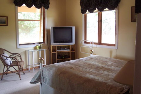 Drumreagh Bed & Breakfast Cabins - Renee 12