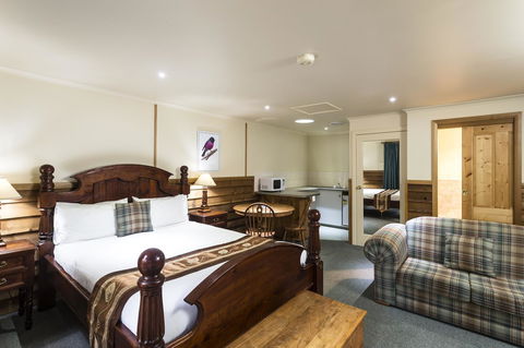 Cradle Forest Inn - Renee 32