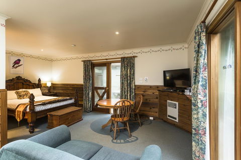 Cradle Forest Inn - Renee 26