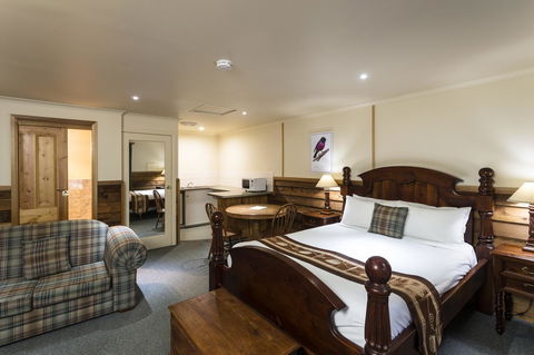 Cradle Forest Inn - Renee 30