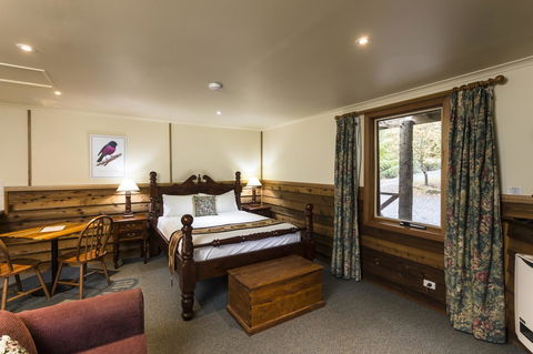 Cradle Forest Inn - Renee 20