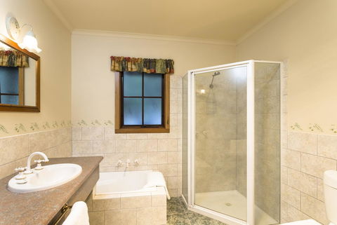 Cradle Forest Inn - Renee 13