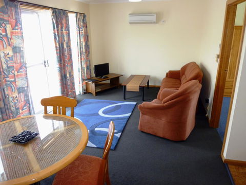 Mountain View Country Inn - Renee 14