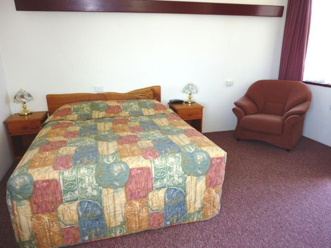 Mountain View Country Inn - Renee 28
