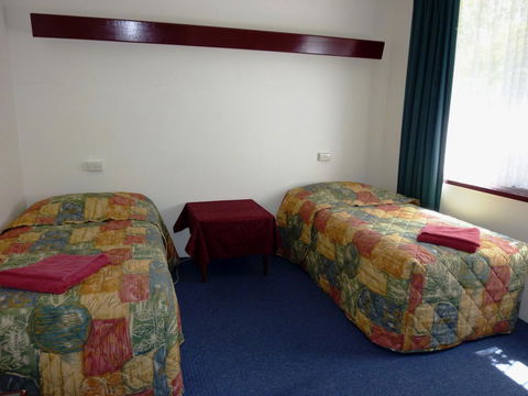 Mountain View Country Inn - Renee 20