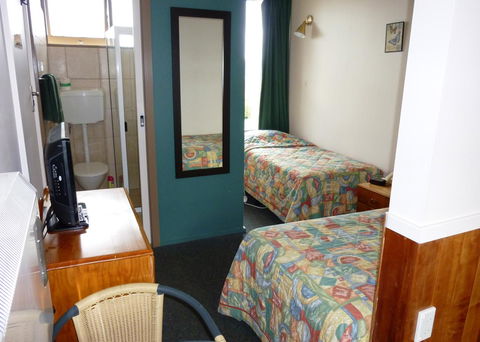 Mountain View Country Inn - Renee 24