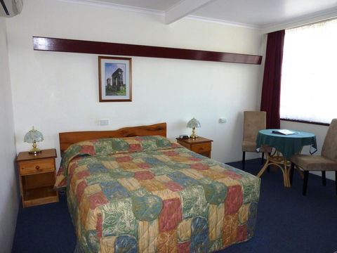 Mountain View Country Inn - Renee 19
