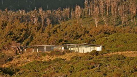 Cloudy Bay Beach House - Internet Find 27