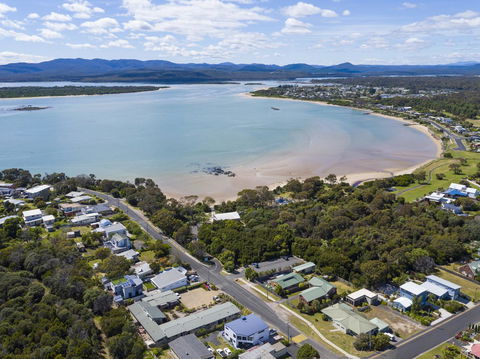 Hawley Beach Escape - Internet Find 26