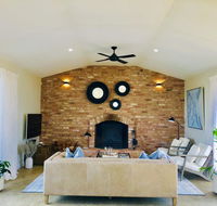 EMBRACING EVANDALE - Hosted by L'Abode Accommodation - Renee