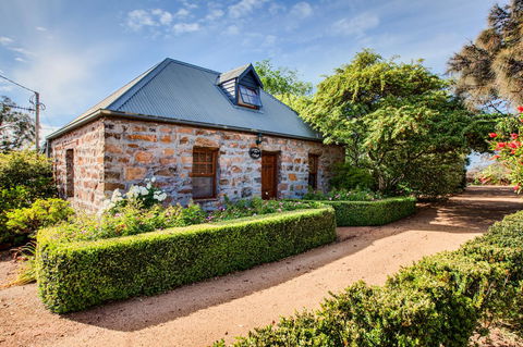 Wagners Cottages - Petrol Stations 29