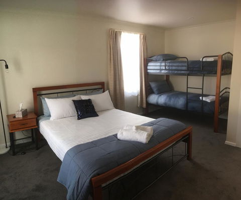 3ree- Spacious & Charming Apartment - Renee 2