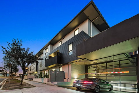 Manhattan Apartments - Notting Hill - Renee 30