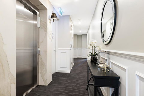 Manhattan Apartments - Notting Hill - Renee 17