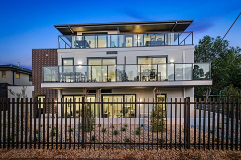 Manhattan Apartments - Notting Hill - Renee 16