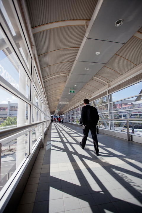 PARKROYAL Melbourne Airport - Swimm 15