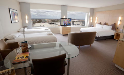 PARKROYAL Melbourne Airport - Swimm 24