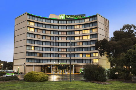 Holiday Inn Melbourne Airport - Swimm 8