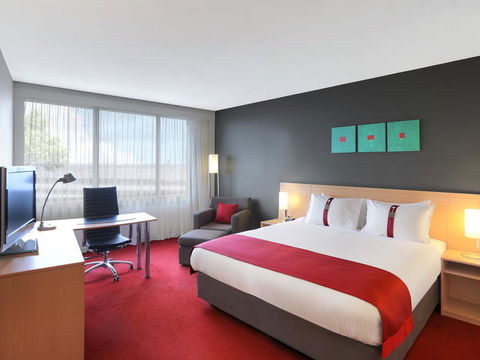 Holiday Inn Melbourne Airport - Swimm 1