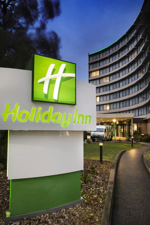 Holiday Inn Melbourne Airport - Swimm 13