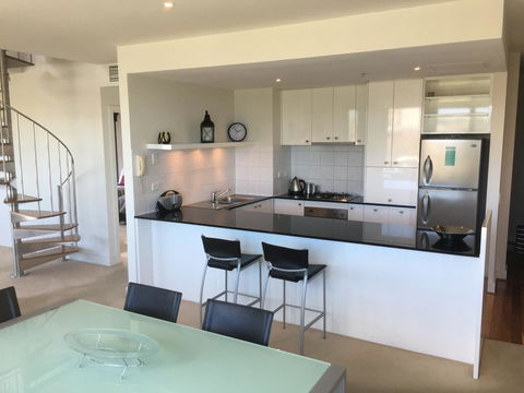 Geelong Waterfront Penthouse Apartment - Internet Find 11