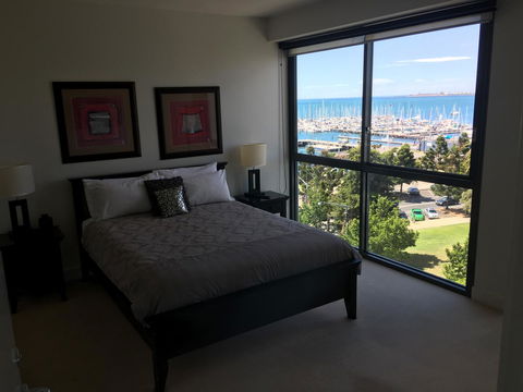 Geelong Waterfront Penthouse Apartment - Internet Find 7