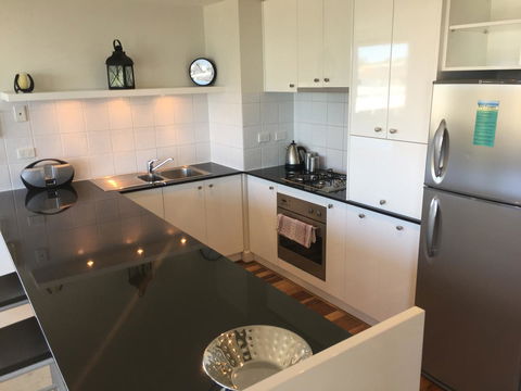 Geelong Waterfront Penthouse Apartment - Internet Find 8