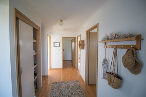 Sunsets On Martyrs Beach House - Ocean Views - Renee 19