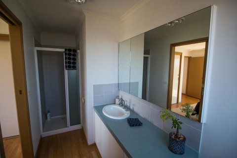 Sunsets On Martyrs Beach House - Ocean Views - Renee 18