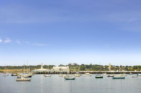 Quest Geelong - Internet Find 7