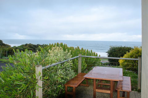 A Great Ocean Road Resort Whitecrest. - Petrol Stations 14