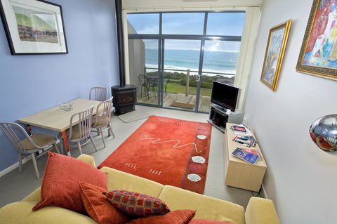 A Great Ocean Road Resort Whitecrest. - Petrol Stations 8