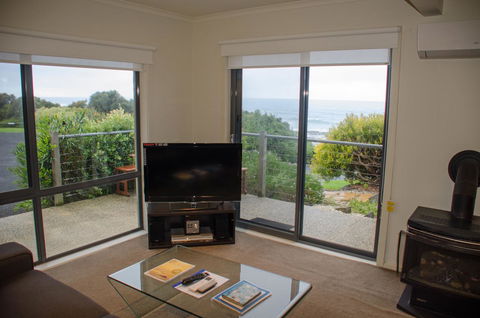 A Great Ocean Road Resort Whitecrest. - Petrol Stations 15
