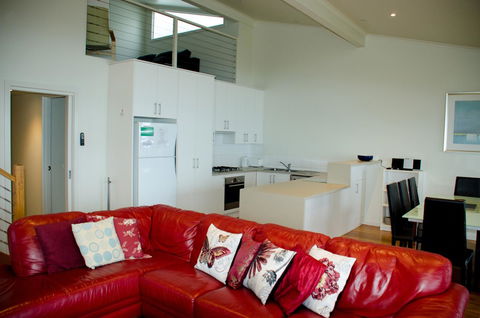 A Great Ocean Road Resort Whitecrest. - Petrol Stations 31
