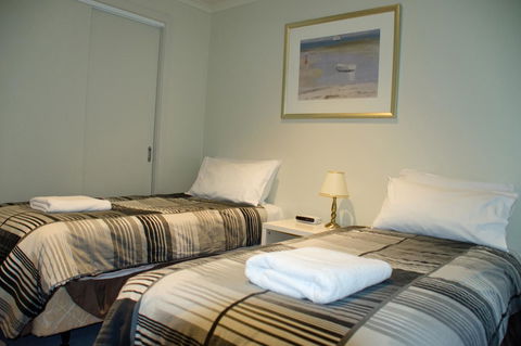 A Great Ocean Road Resort Whitecrest. - Petrol Stations 28