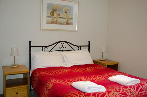 A Great Ocean Road Resort Whitecrest. - Petrol Stations 25
