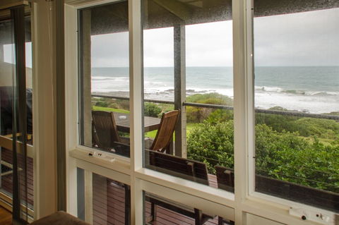 A Great Ocean Road Resort Whitecrest. - Petrol Stations 30