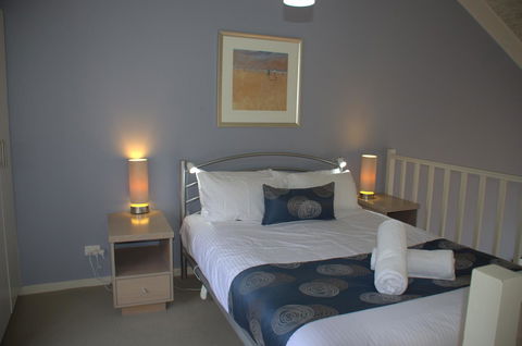 A Great Ocean Road Resort Whitecrest. - Petrol Stations 1