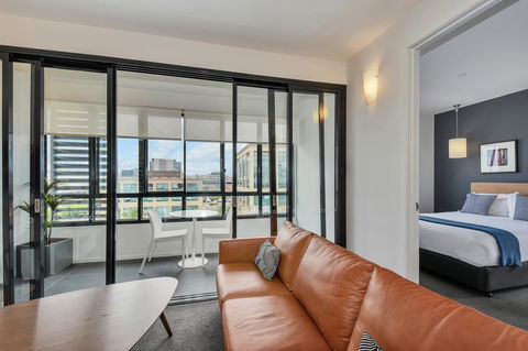Vue Apartments & Day Spa - Internet Find 19