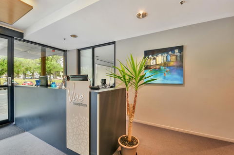 Vue Apartments & Day Spa - Internet Find 35