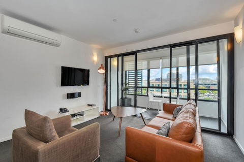Vue Apartments & Day Spa - Internet Find 21